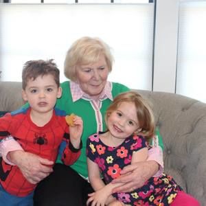 Meet your Posher, Regina